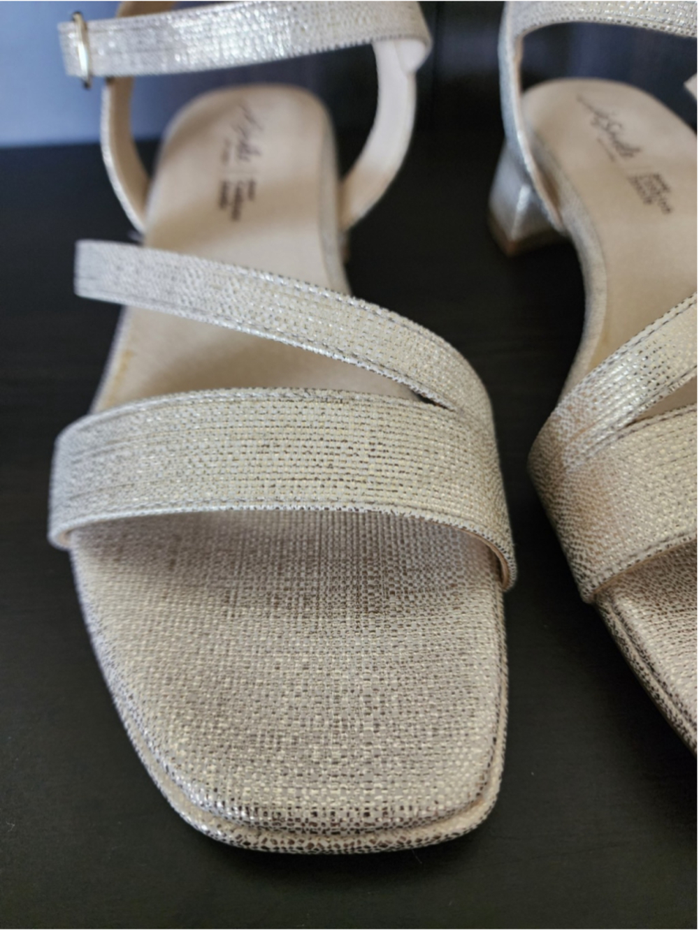 LifeStride Julep Strappy Block Heel Sandals Sz 7 M - Light Gold - Platinum - Picture 9 of 15